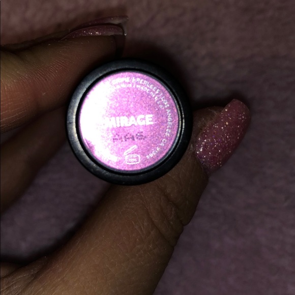 Lipstick - Picture 2 of 4